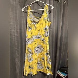 Fensace Large yellow, black and white floral dress